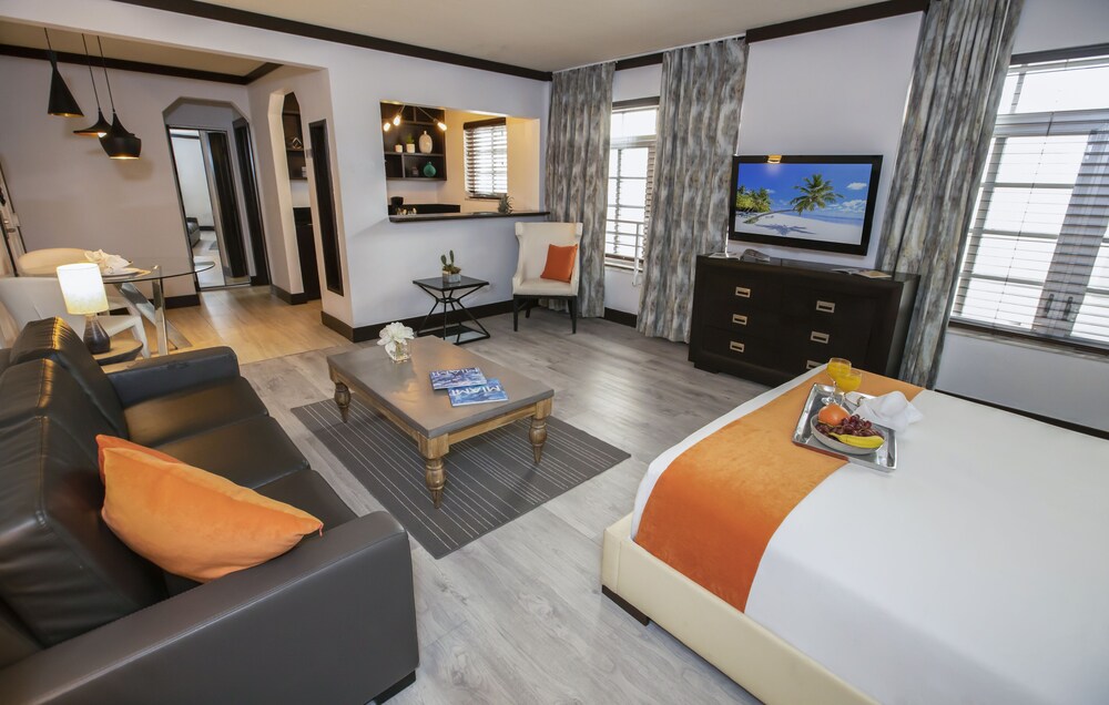 Lincoln Arms Suites - photo 11