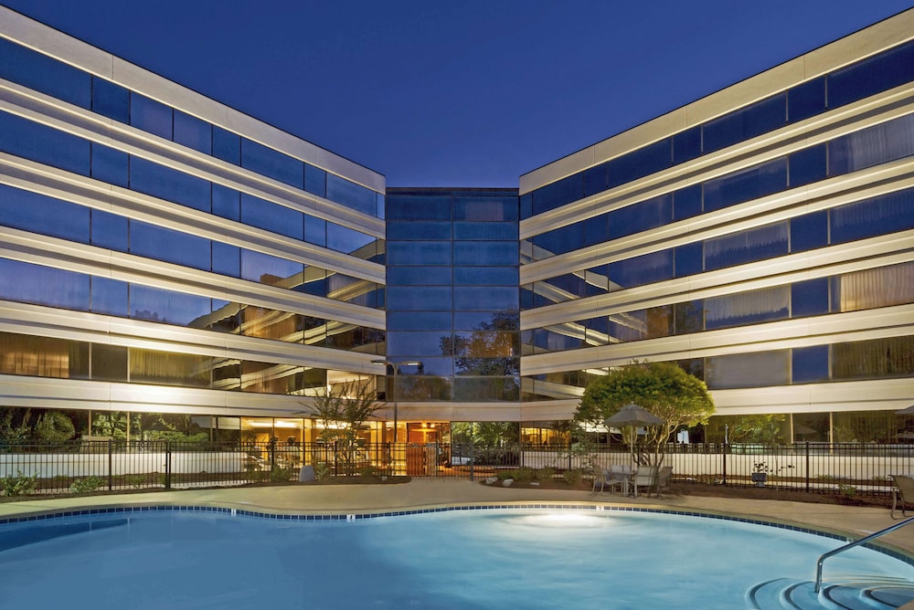 Hilton Durham near Duke University - photo 28