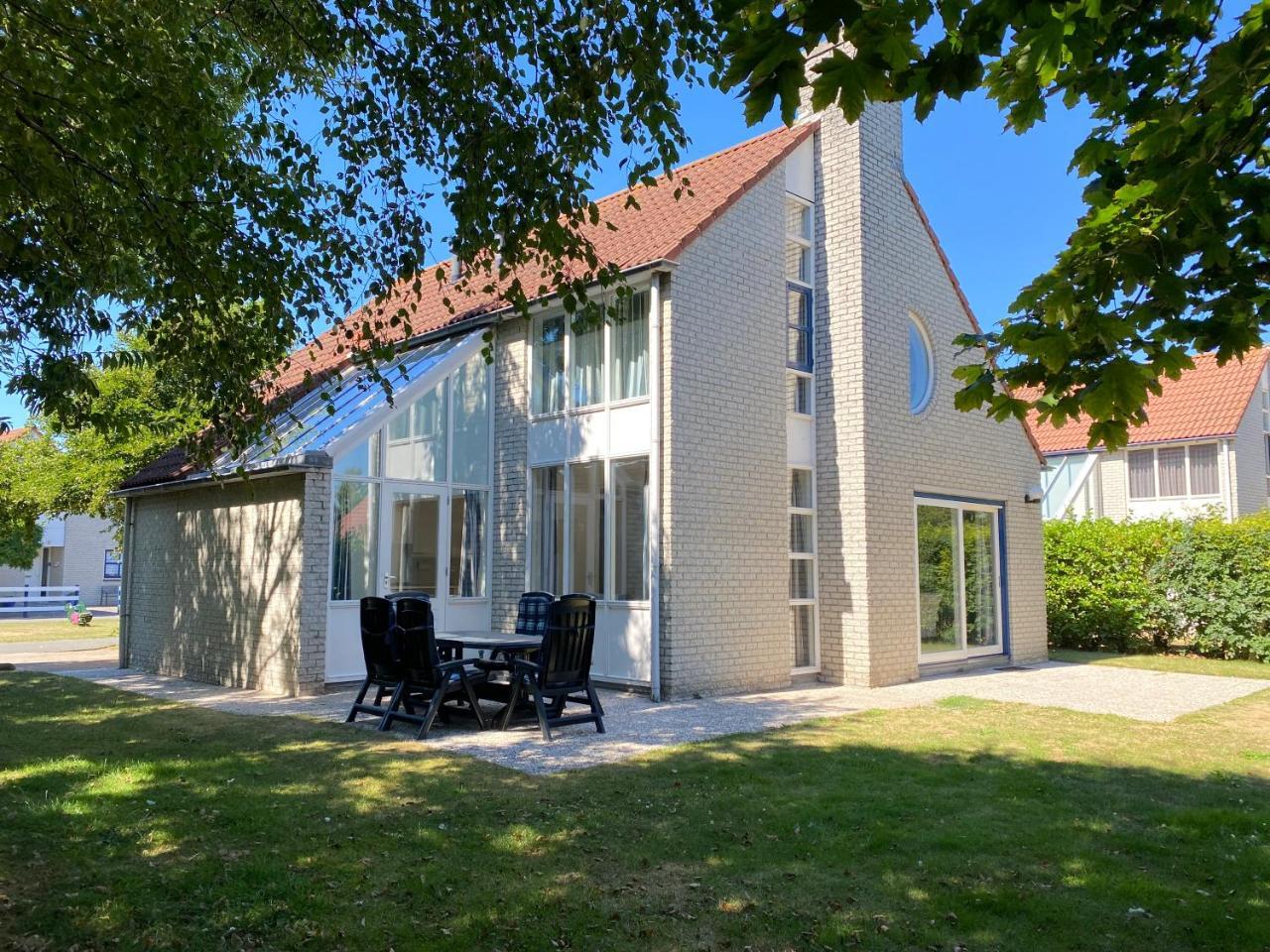 Ooghduyne 88 - carbon neutral hotel in Unknown City