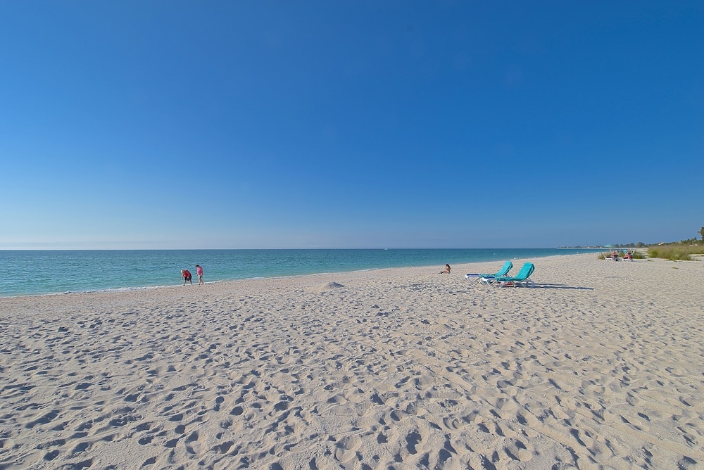 A Beach Retreat - photo 165