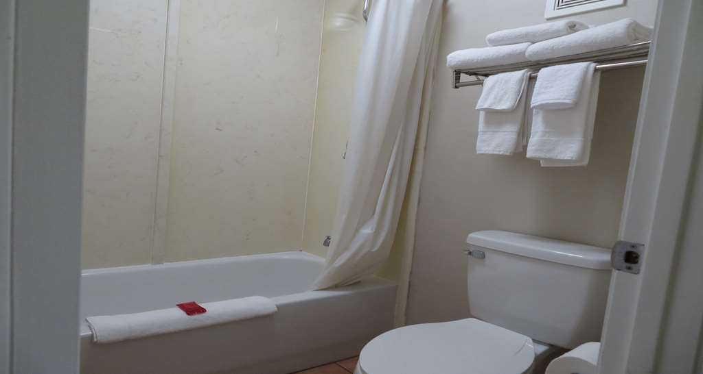 SureStay Plus Hotel by Best Western St Marys Cumberland - photo 40