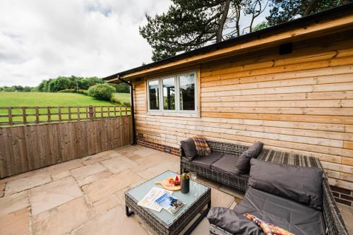 Low Moor Lodge — 4-Star Luxury Hotel in Scarborough, United Kingdom