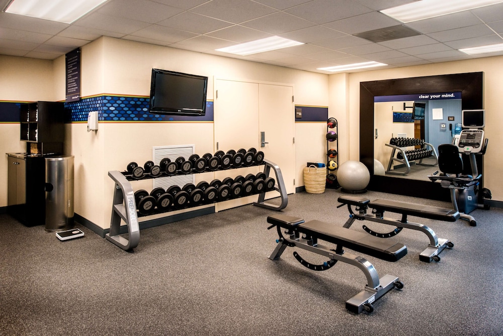 Hampton Inn & Suites National Harbor Alexandria Area - photo 25