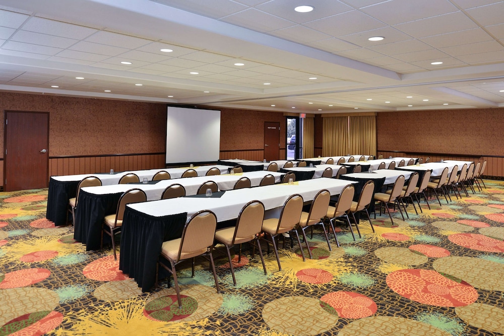 Hampton Inn & Suites Boise Meridian - photo 58