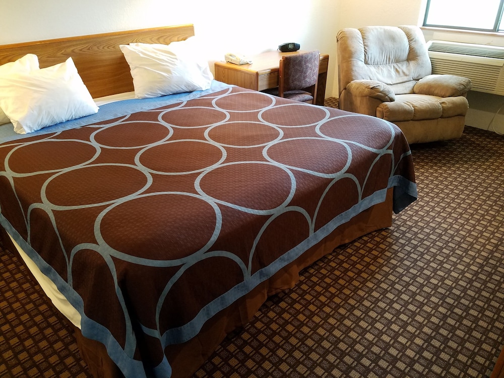 Auburn Inn - photo 6