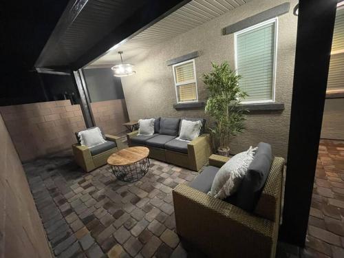 New and Modern Home close to the strip