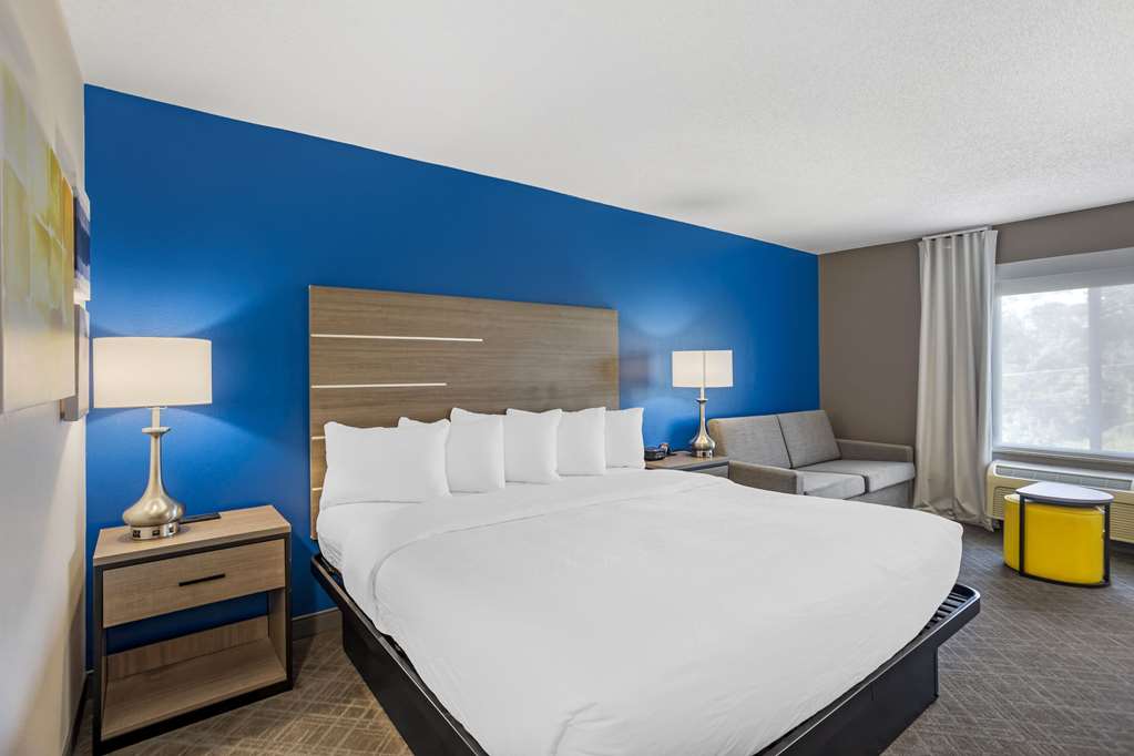 Comfort Inn & Suites Harrisburg Hershey North - photo 15