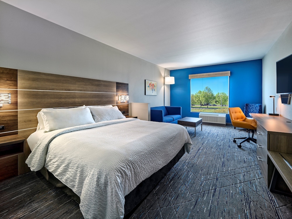 Holiday Inn Express Huntsville Space Center by IHG - photo 8