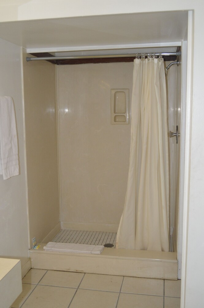 Tarpon Inn - photo 43