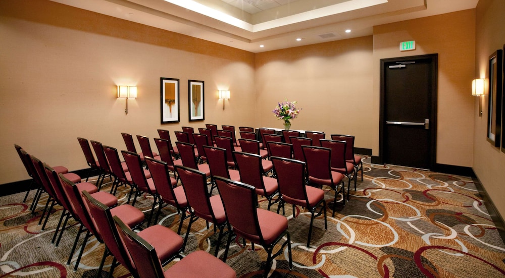 Embassy Suites Palmdale - photo 43