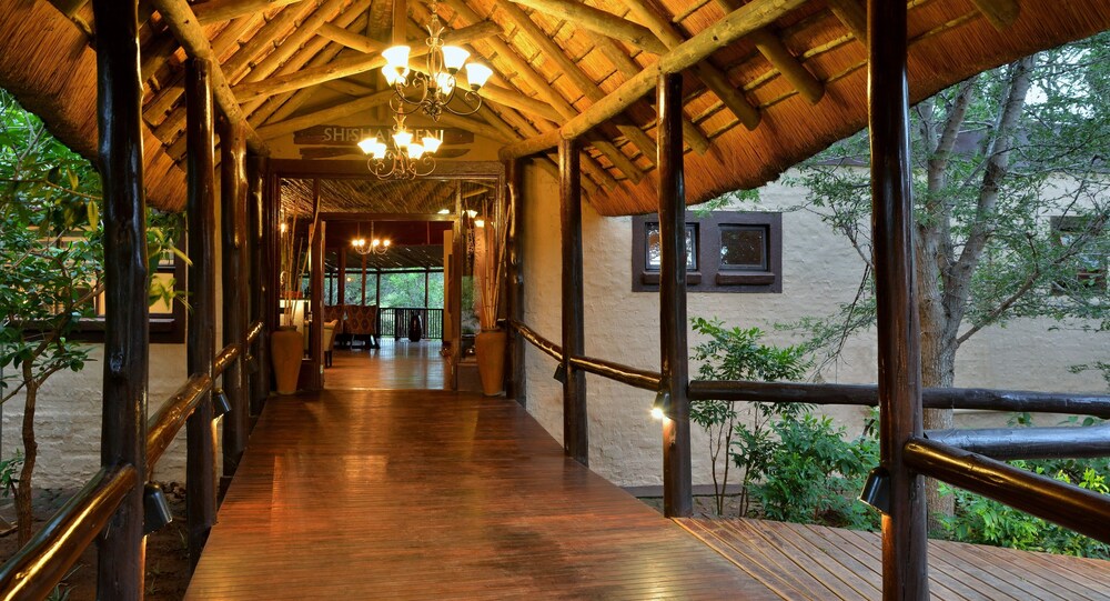 Shishangeni Lodge Kruger National Park — 4-Star Luxury Hotel in Komatipoort, South Africa