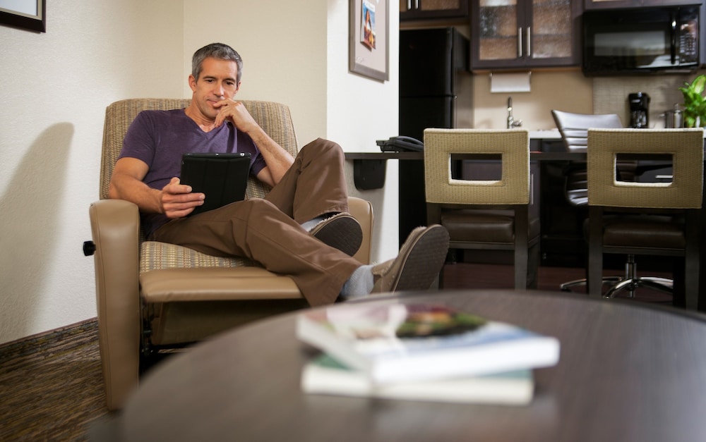 Candlewood Suites Dallas Frisco NW Toyota Ctr - photo 3