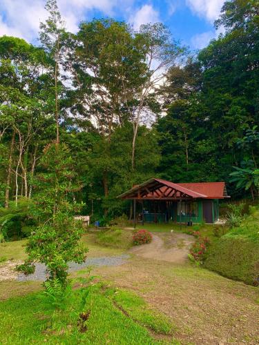 Luna Escondida in Heredia, Costa Rica