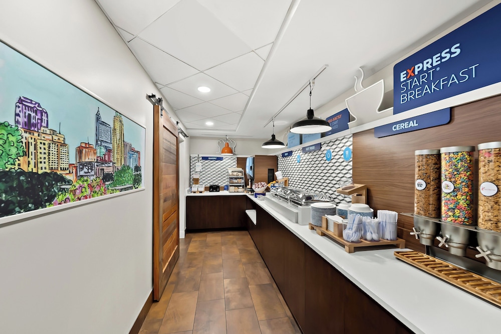 Holiday Inn Express & Suites Raleigh NE Medical Ctr Area by IHG - photo 50