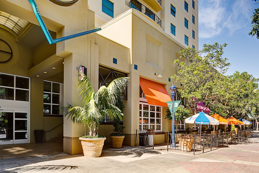 Embassy Suites by Hilton San Diego Bay Downtown - photo 54