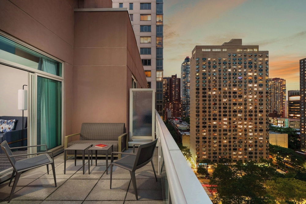 Courtyard by Marriott New York Manhattan Upper East Side - photo 11