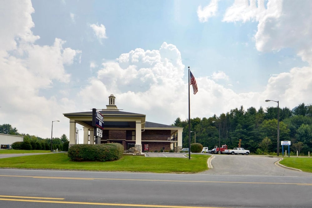 Nations Inn West Jefferson - photo 36