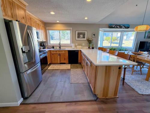F4 Warm Fairway Village Townhome mountain views and large lawn So much to do - photo 31
