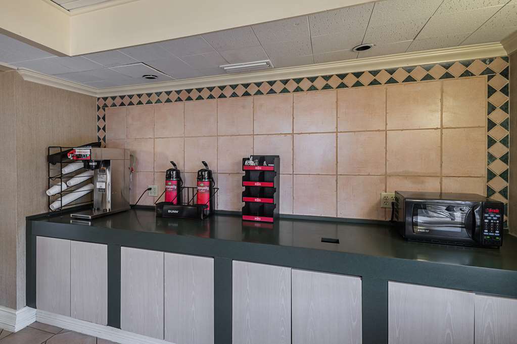 Motel 6 Grand Prairie TX Interstate 30 - photo 29