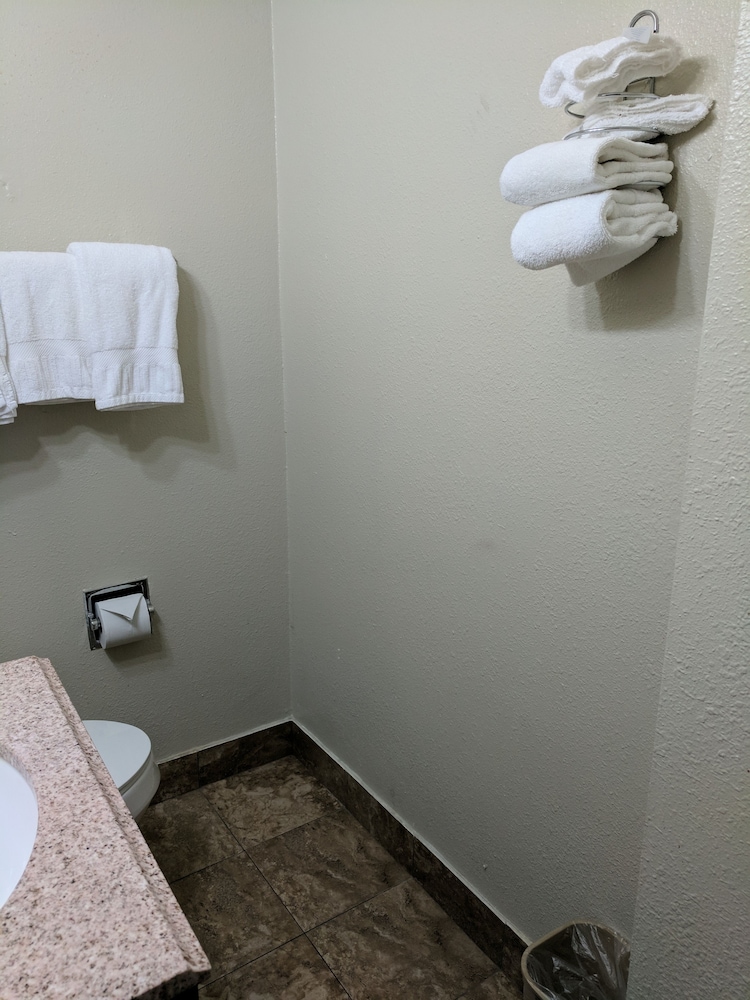 La Hacienda Motel - photo 21