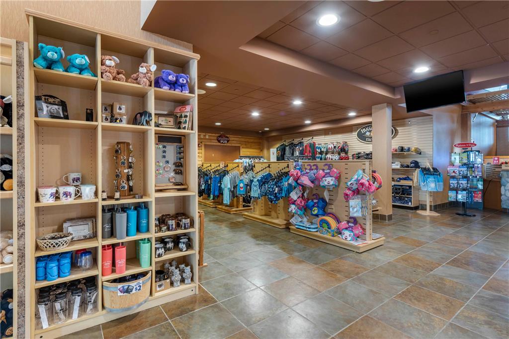 Three Bears Waterpark Resort Near Tomah Ascend Collection Hotel - photo 88