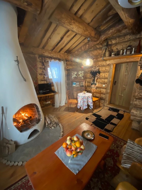 Shale Zaimki Boutique Hotel