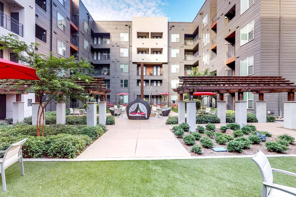 Elan City Lights in Dallas, United States