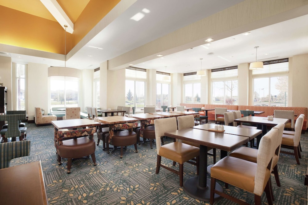 Hilton Garden Inn Fargo - photo 46