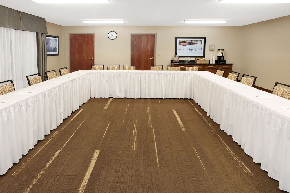 Hampton Inn Birch Run Frankenmuth - photo 35