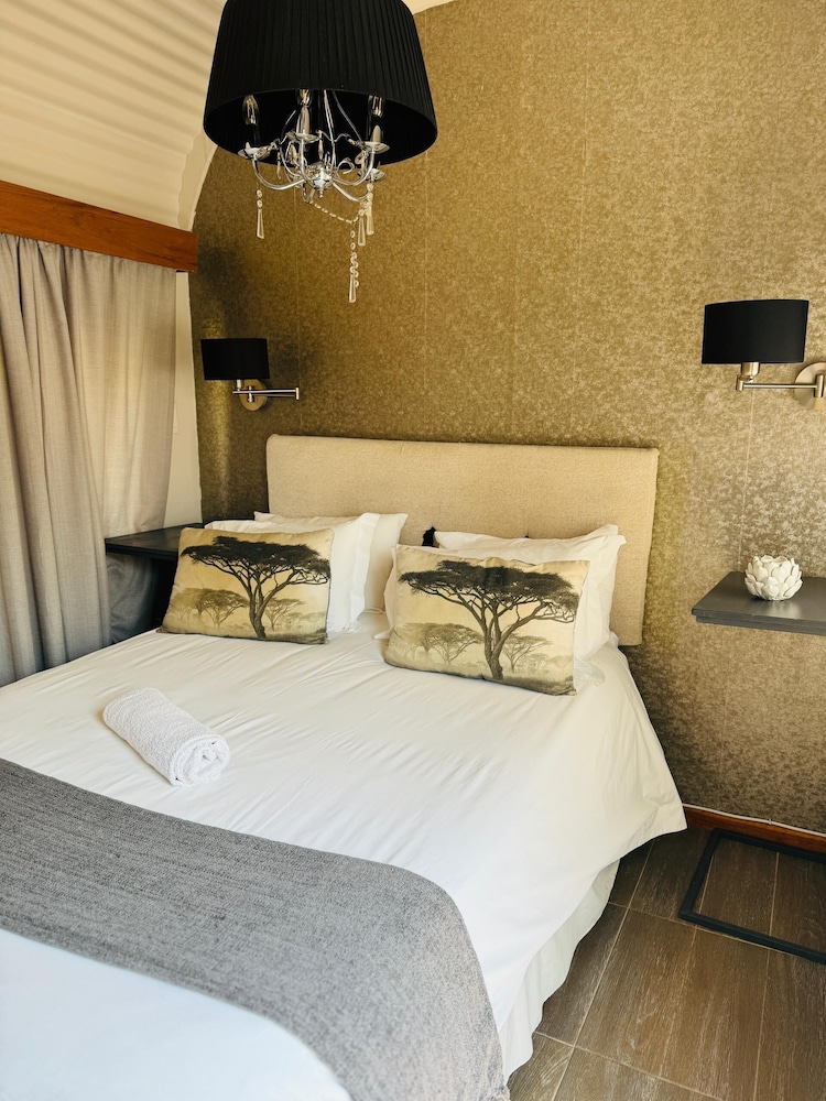 Conductors Inn — Tsumeb — photo 5