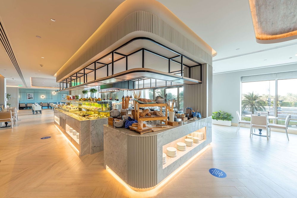 מזון ומשקאות