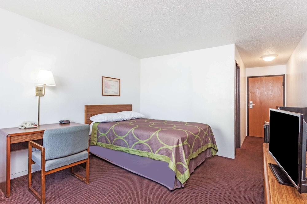 Super 8 by Wyndham Winchester VA - photo 20