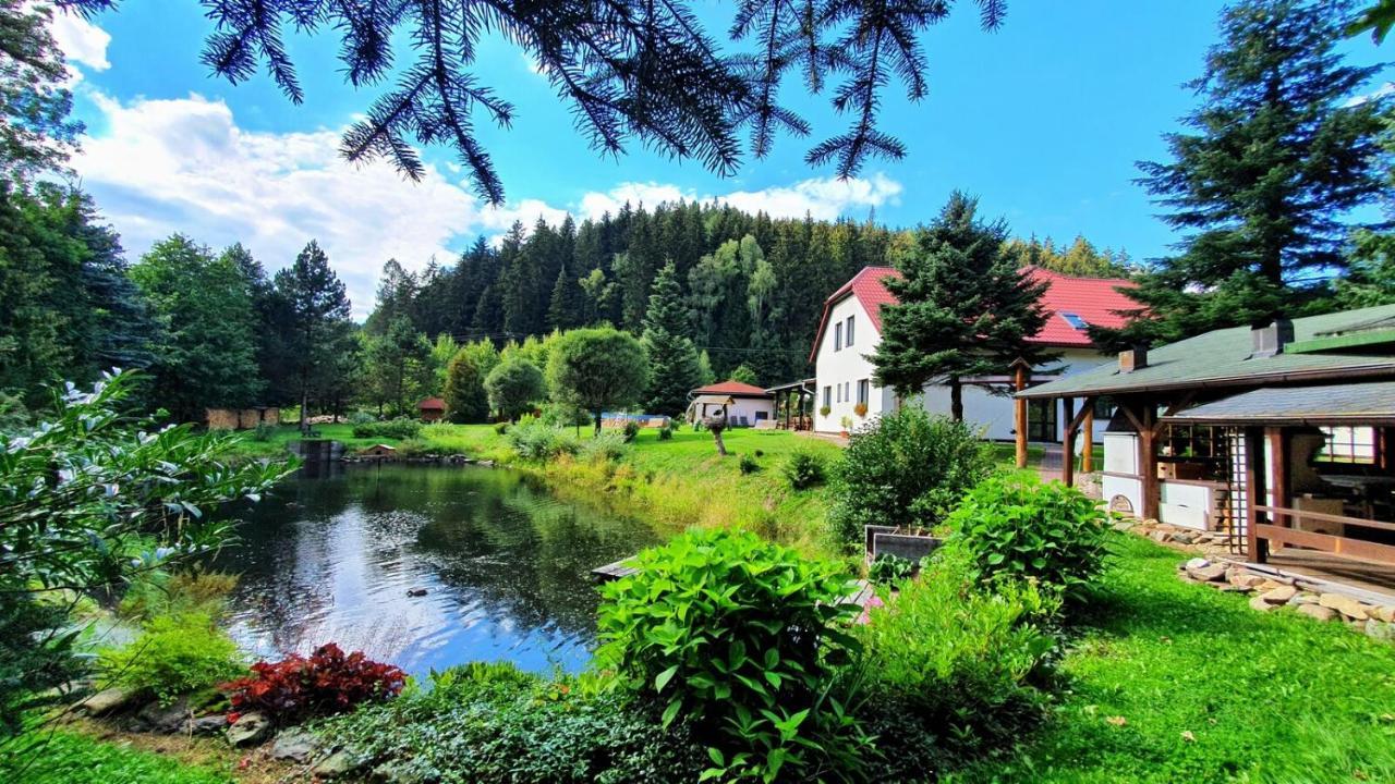 Penzion U rybníka — hotel in Sumperk