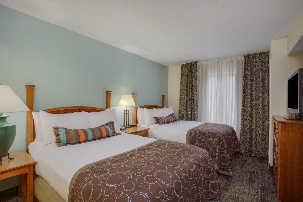 Staybridge Suites Corning by IHG - photo 10