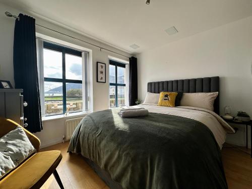 NIapartments Coastal retreat with Mountain views — 4-Star Luxury Hotel in Newcastle, United Kingdom