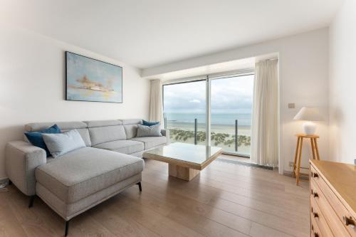 Zeedijk app met panoramisch uitzicht op pier 6p — 4-Star Luxury Hotel in Nieuwpoort, Belgium