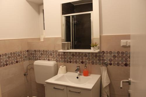 Apartments Tribunj Mali mago — 4-Star Luxury Hotel in Tribunj, Croatia