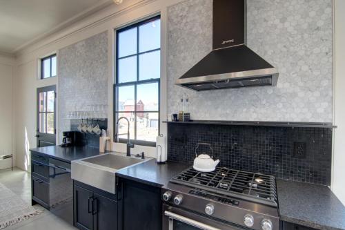 South Main Residences by Surf Hotel - photo 38