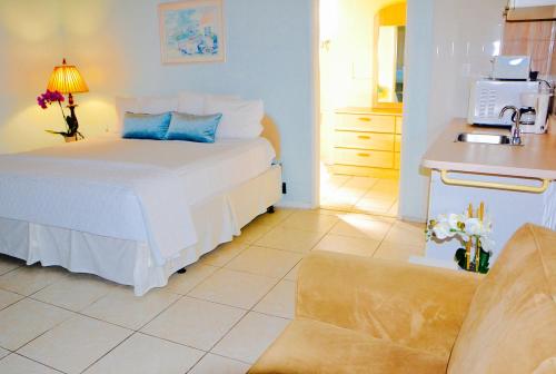 Sea Turtle Inn - photo 54