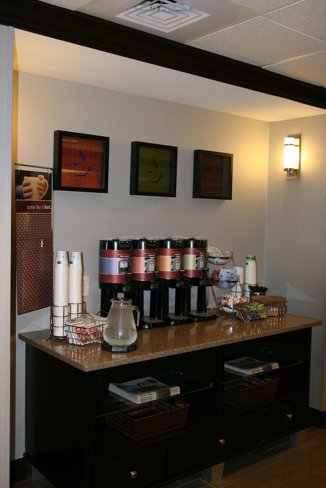 Hampton Inn Dyersburg - photo 31