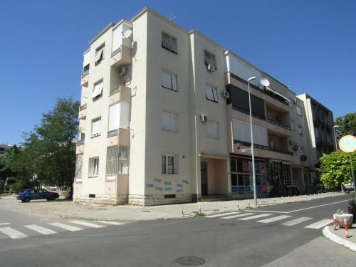 Rooms Centar - carbon neutral hotel in Podgorica
