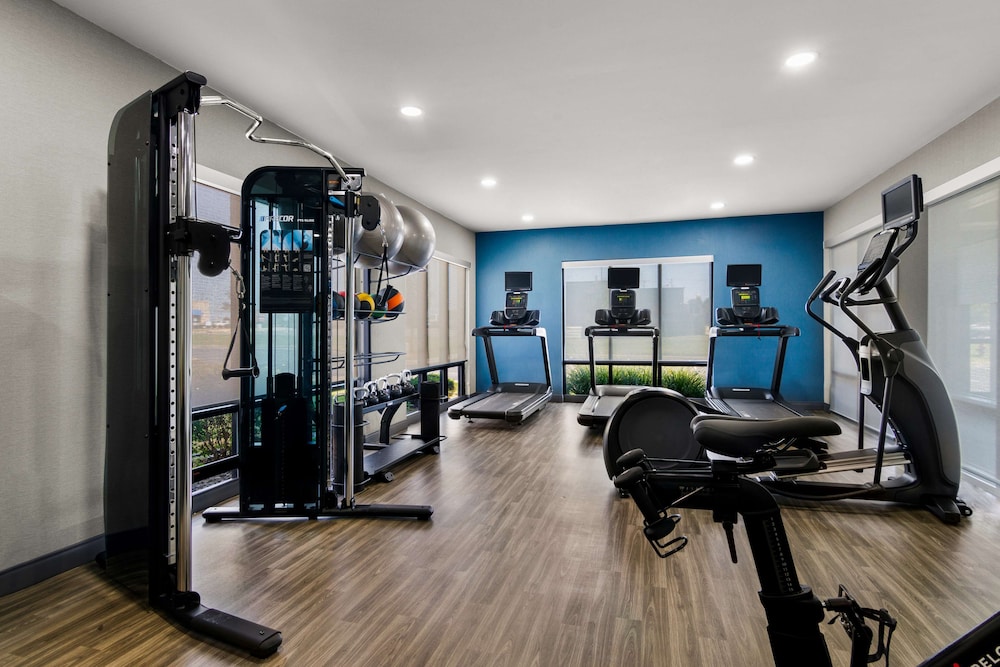 Hampton Inn & Suites Schererville - photo 29