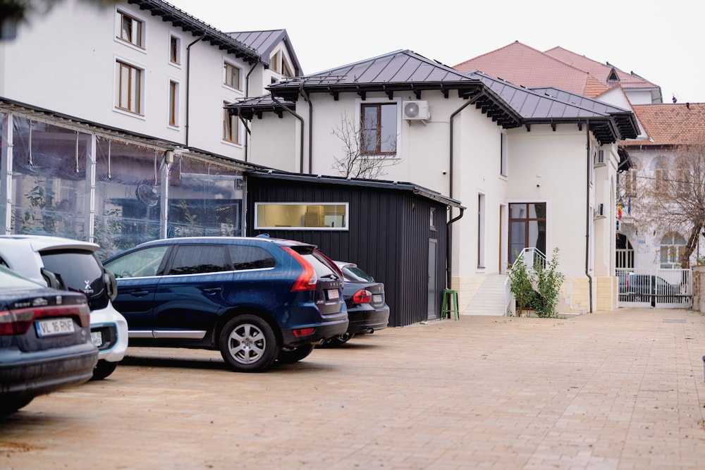 5 Hills in Dragasani, Romania