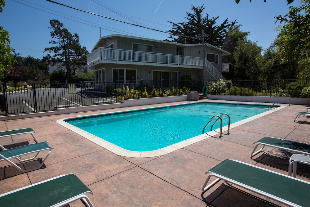 Carmel River Inn & Cottages - photo 55