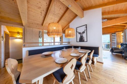 Schöneben Chalet Edelhirsch — 4-Star Luxury Hotel in Wald Im Pinzgau, Austria
