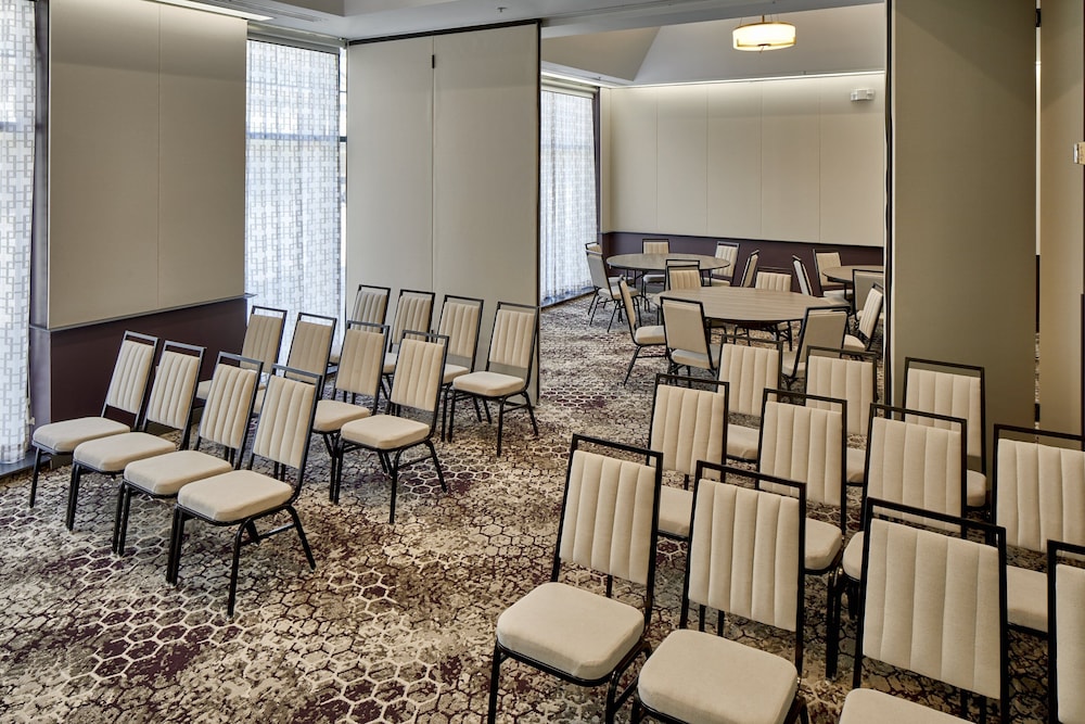 Hotel Indigo Cleveland Downtown by IHG - photo 38