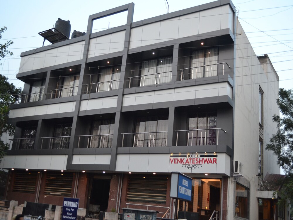 OYO 9938 Hotel Venkateshwara