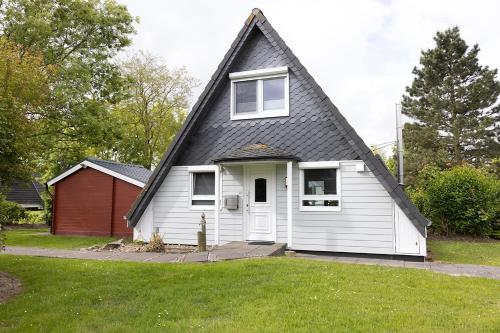 Ferienhaus Fuchsbau Rotersand 03 in Dorum, Germany