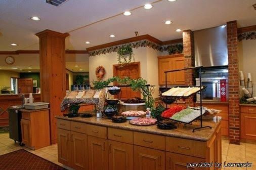 Premiere Suites - photo 17