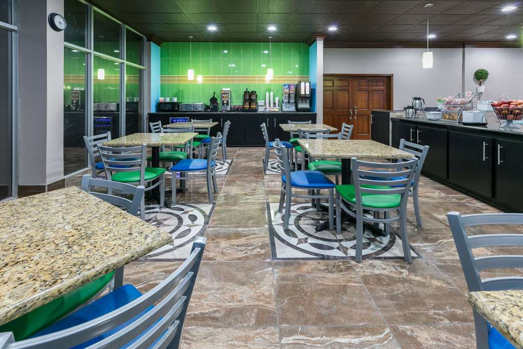 Super 8 by Wyndham Ft Stockton - photo 14